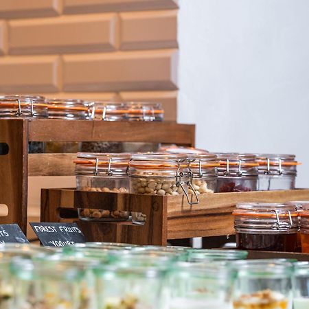 Tirana Marriott Hotel Екстер'єр фото