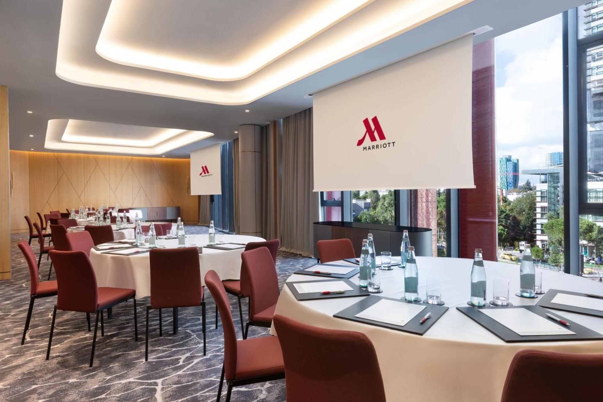 Tirana Marriott Hotel Екстер'єр фото