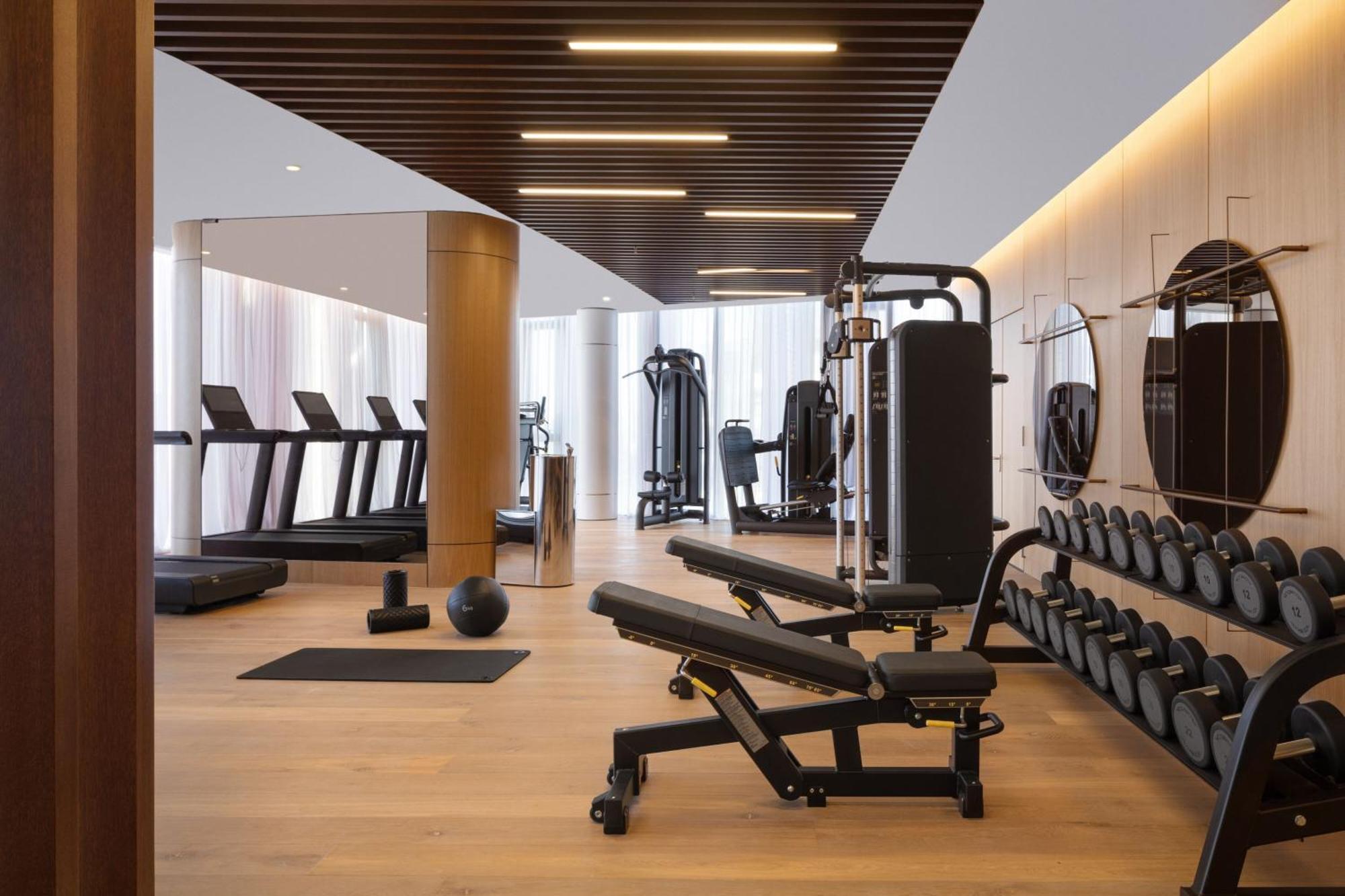 Tirana Marriott Hotel Екстер'єр фото