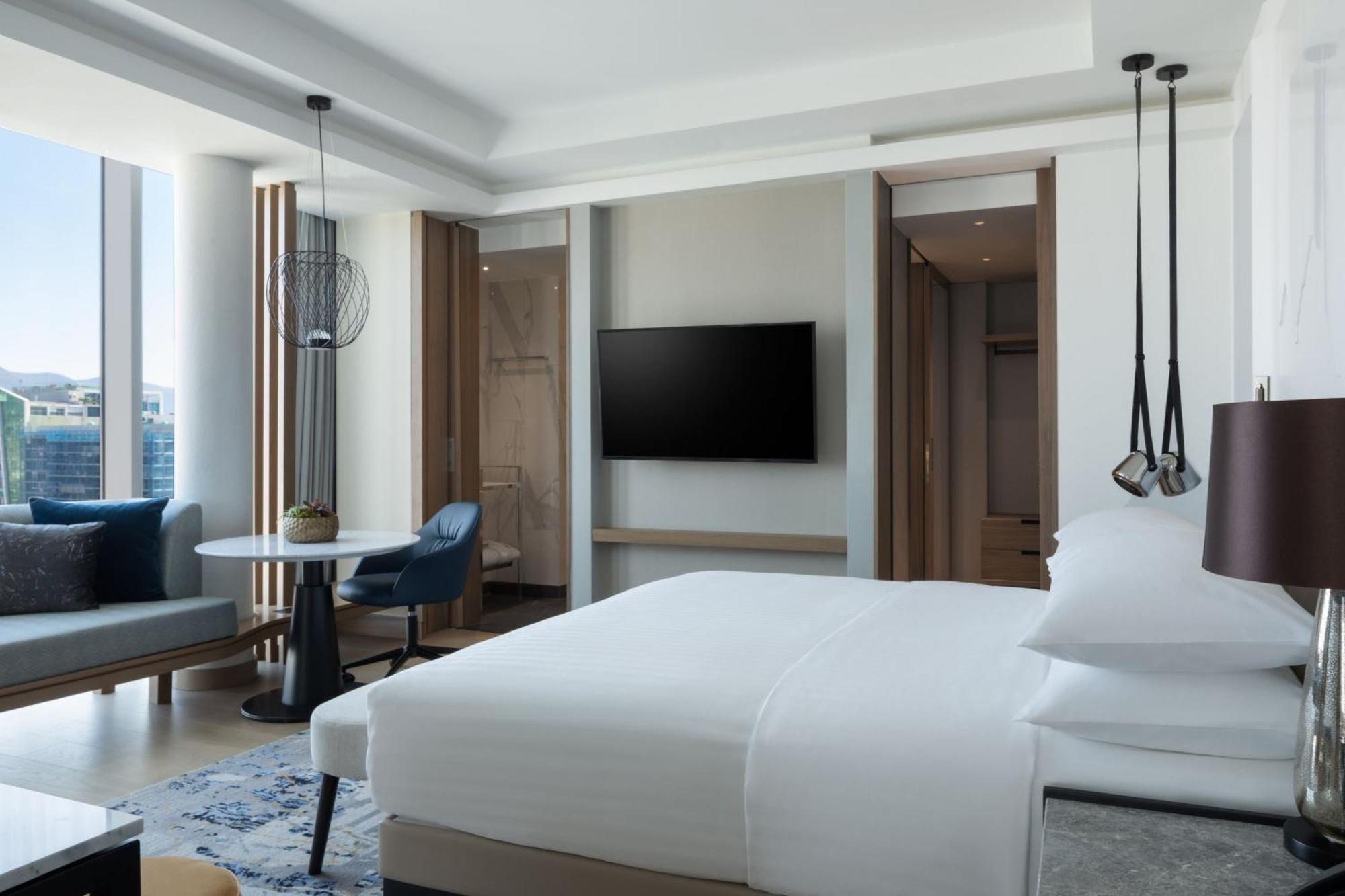 Tirana Marriott Hotel Екстер'єр фото