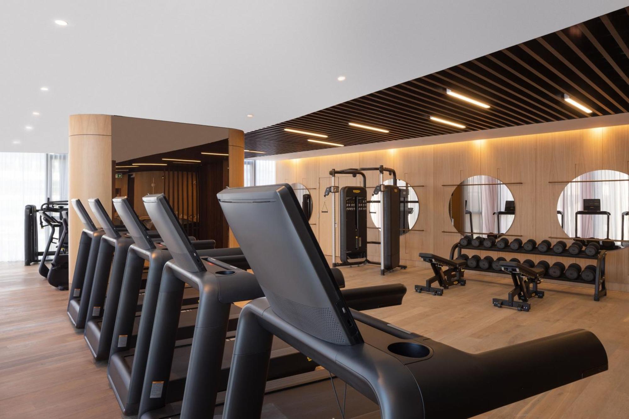 Tirana Marriott Hotel Екстер'єр фото