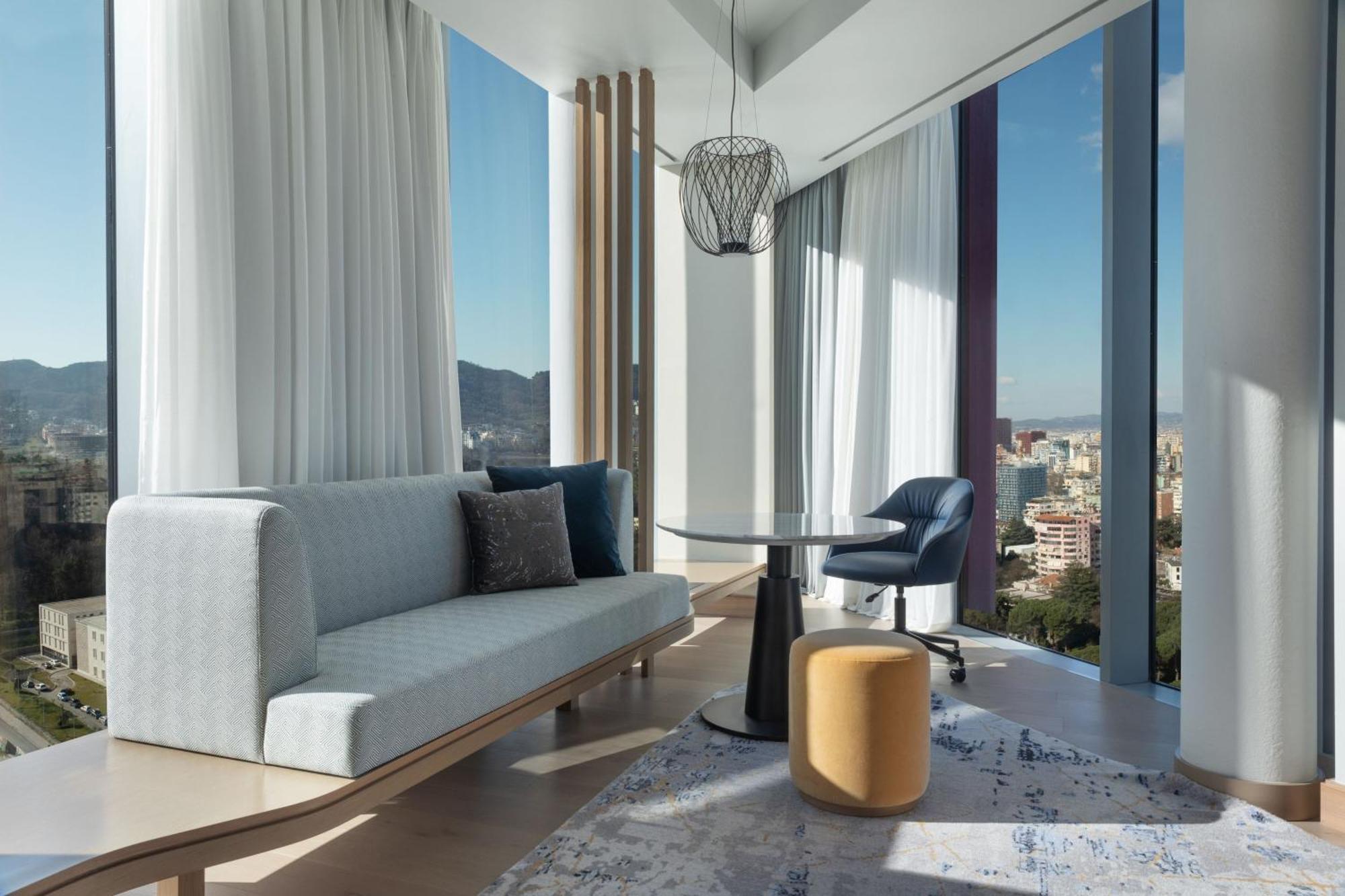 Tirana Marriott Hotel Екстер'єр фото