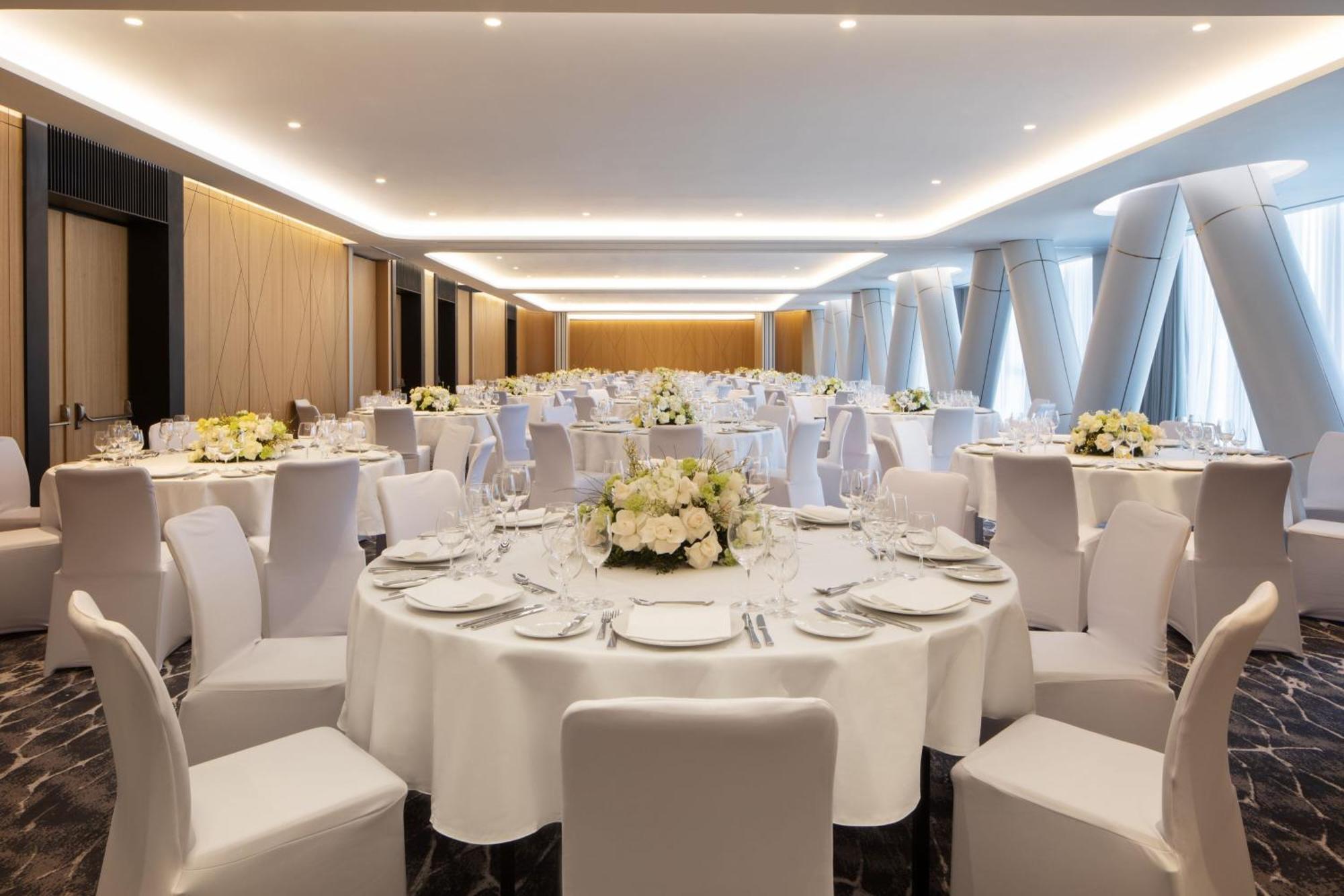 Tirana Marriott Hotel Екстер'єр фото